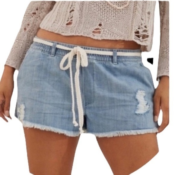 AERIE Denim Fringe Lace Distressed Shorts - Picture 1 of 6